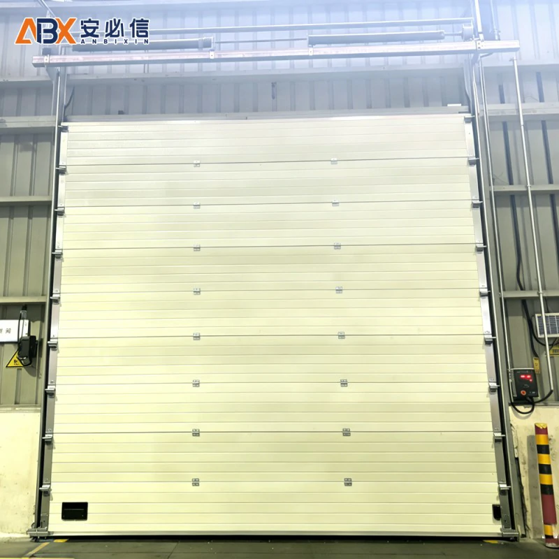 四平市垂直提升门